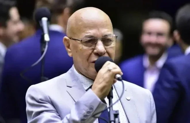 Deputado acusado de pedofilia pode pegar 15 anos de prisão
