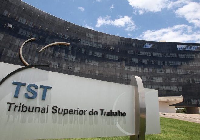 Nova regra do TST garante estabilidade a trabalhadores com doença do trabalho mesmo sem afastamento prolongado